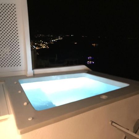Altana Cliffside Villas Imerovígli Extérieur photo