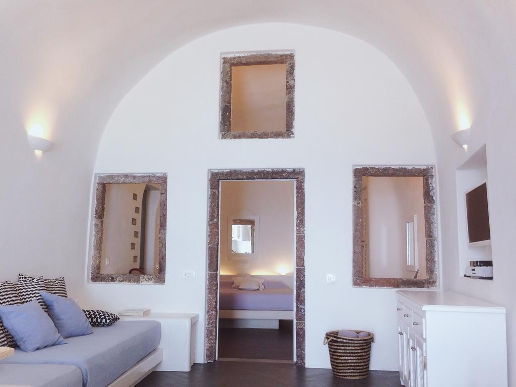Altana Cliffside Villas Imerovígli Chambre photo
